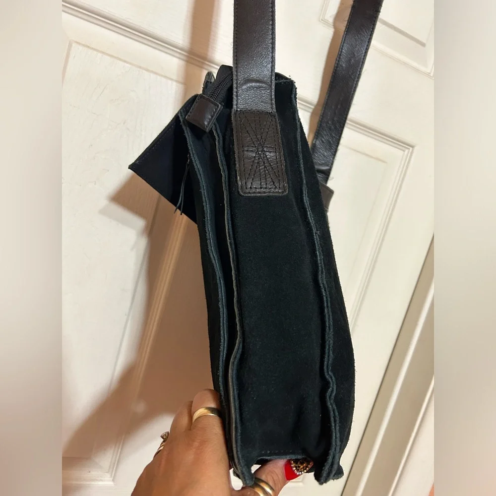 Ben Sherman black leather large messenger bag